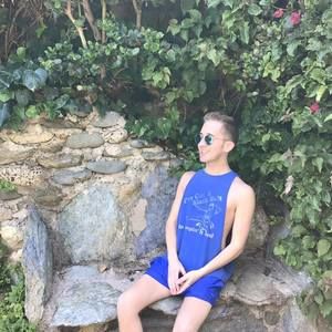 Meet your Posher, Neil